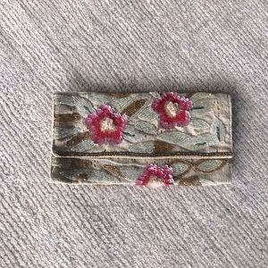Floral Beaded Clutch Purse